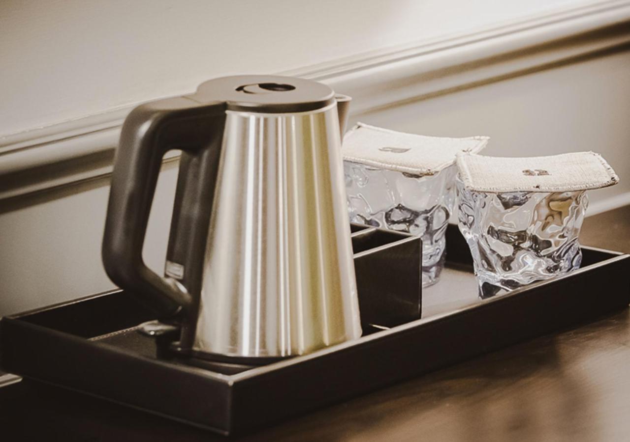Ambiance Boutique Art Hotel Lahor Dış mekan fotoğraf A kettle
